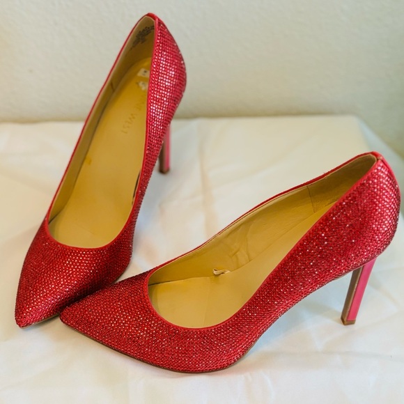 Nine West Studded Fuschia Pink Heels - Picture 2 of 6